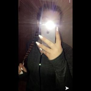 Meet your Posher, Emma